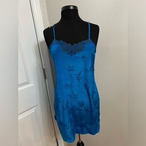 Vintage Jayre California Royal blue lace flower lingerie slip nightgown size M